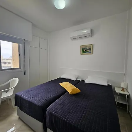 Sunset One-bedroom Suite, Close To The Apartment *